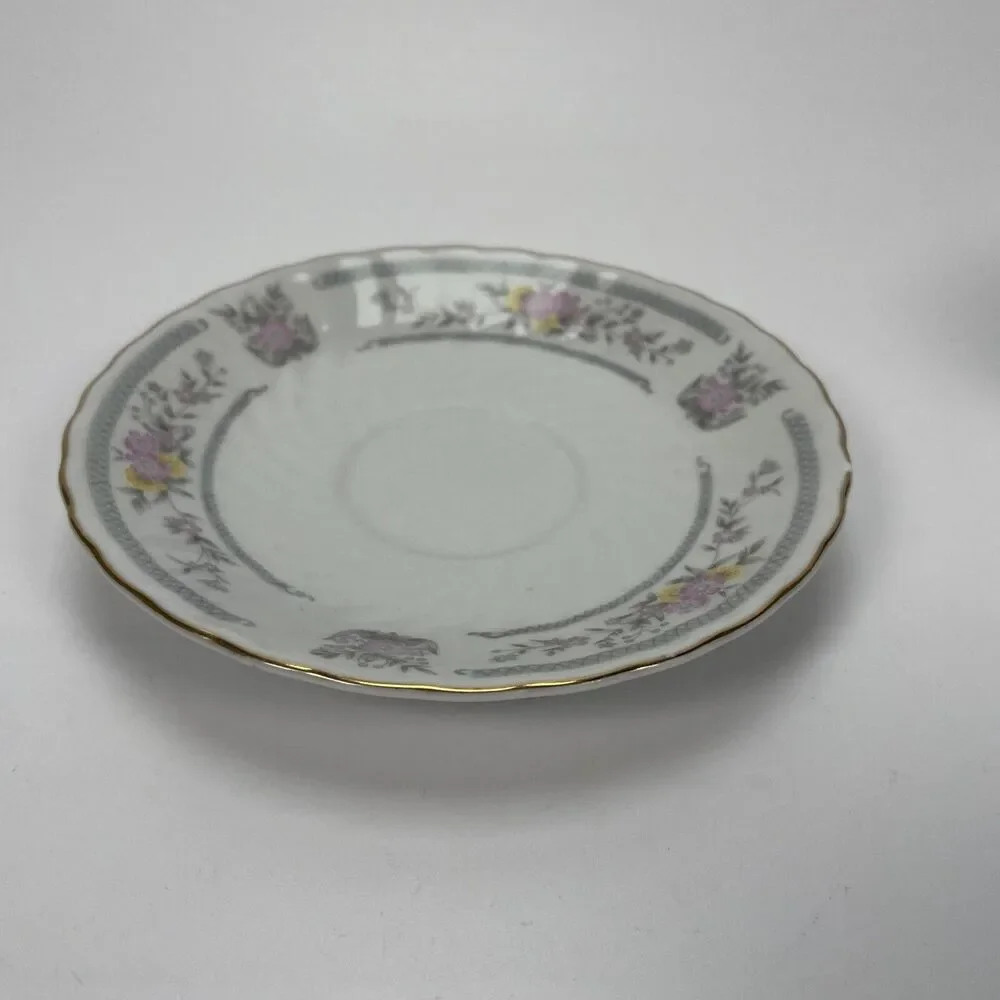 Unbranded vintage tea